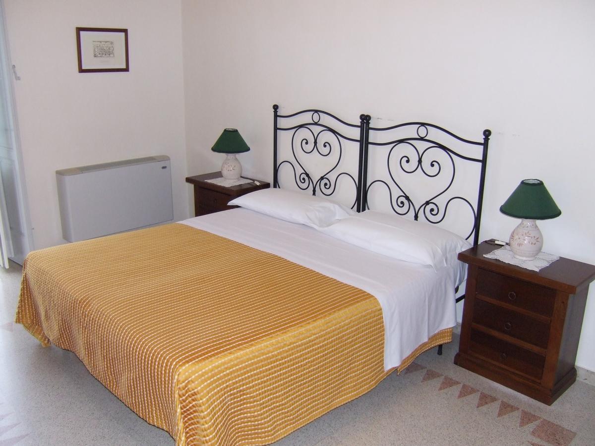 Albergo Lucy Trani Værelse billede